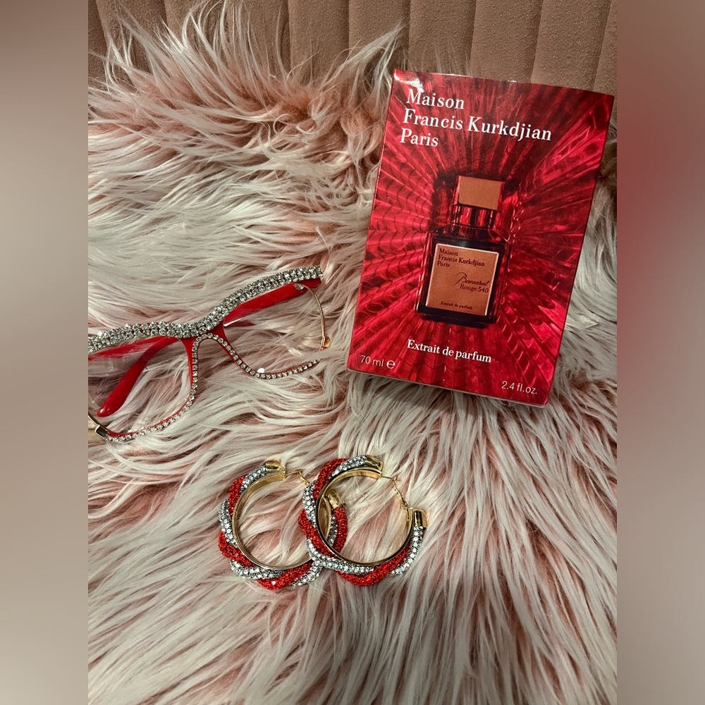 Red Spiral‎ Hoops